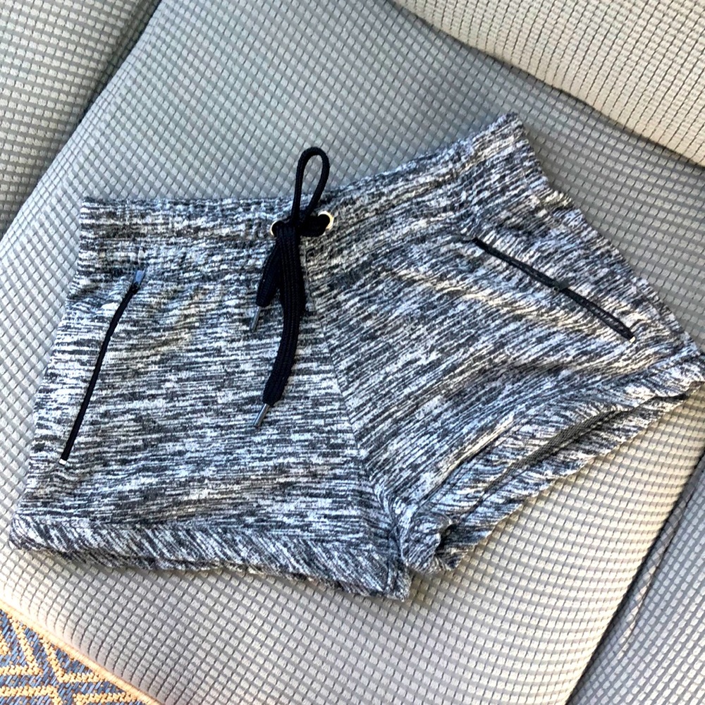 Shorts. size M. Beverly Hills Polo Club.